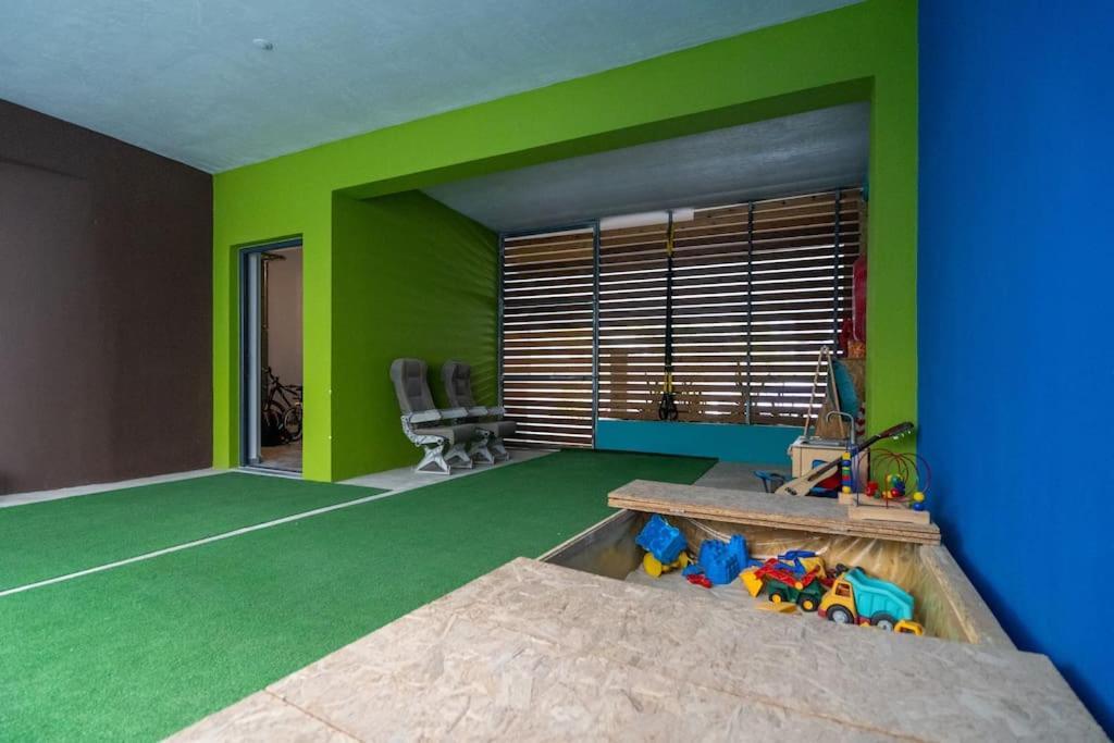 Central, Parking, Play Area, 1Km To The Sea Ηράκλειο Κρήτης Εξωτερικό φωτογραφία